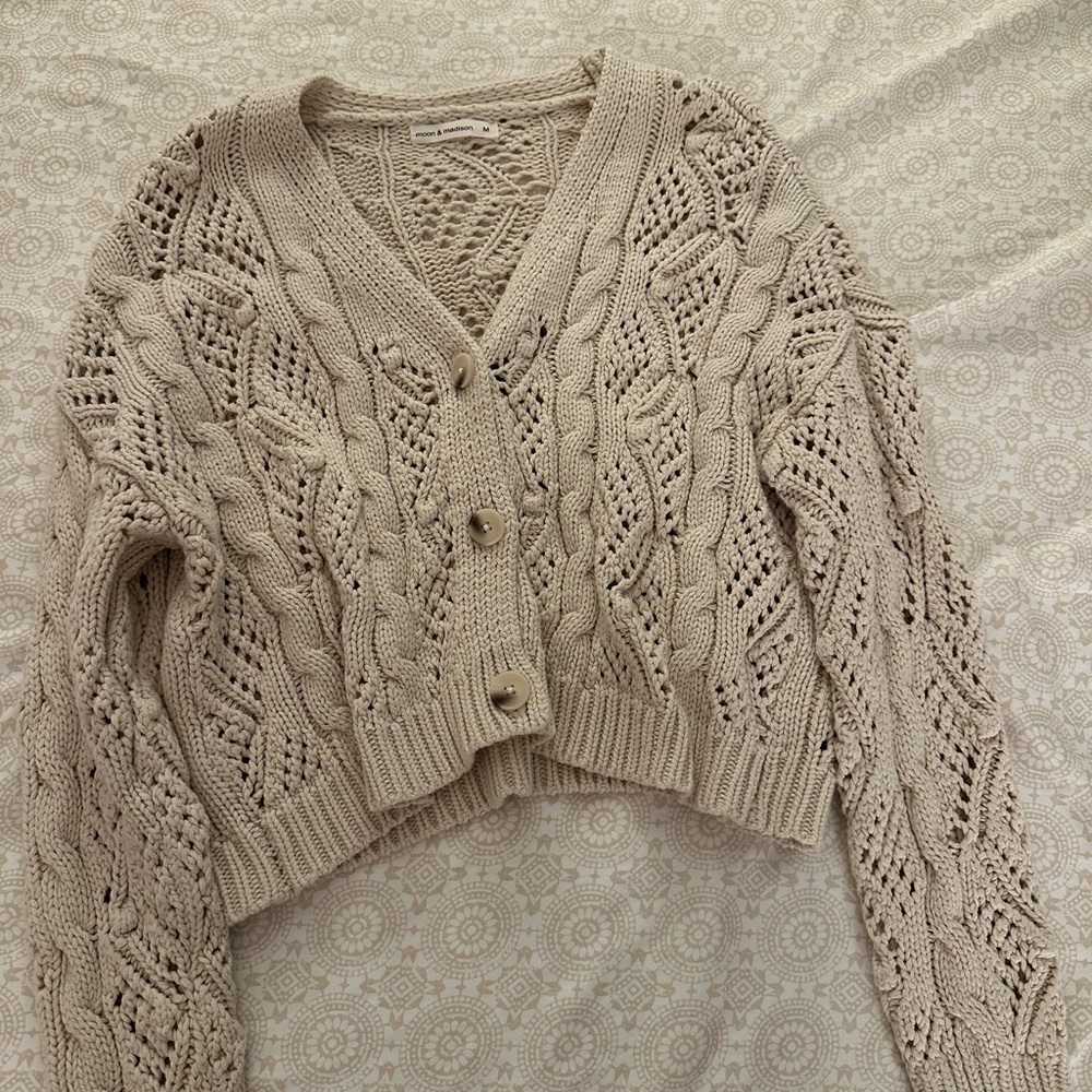 Women’s Sweater